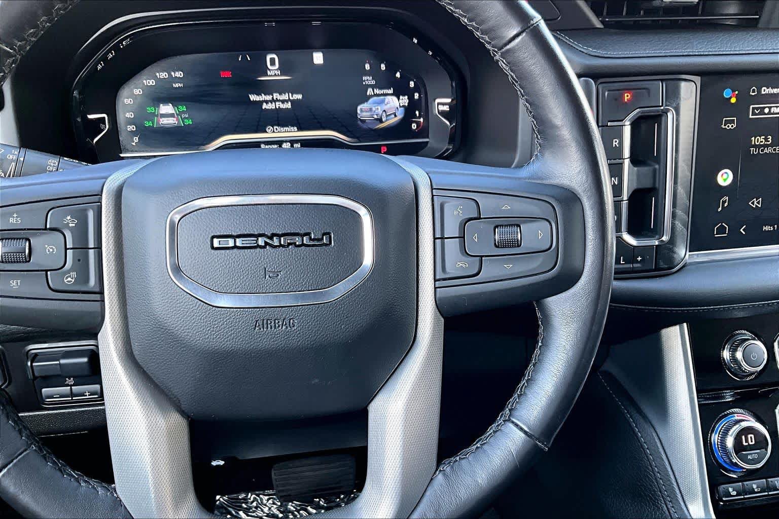 Used 2022 GMC Yukon Denali w/ Max Trailering Package AWD/4WD image 25