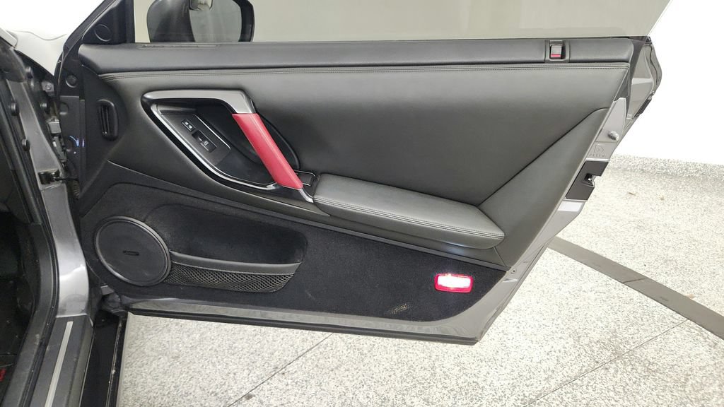 Used 2012 Nissan GT-R Black Edition AWD/4WD image 35