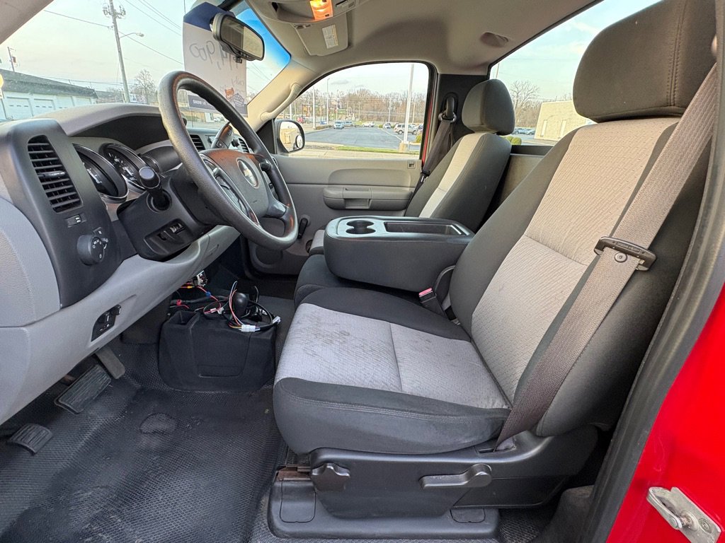 Used 2008 Chevrolet Silverado 2500 W/T w/ Snow Plow Prep Package image 10