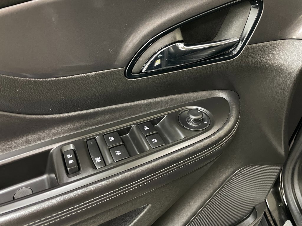 Certified 2022 Buick Encore Preferred w/ Safety Package image 22