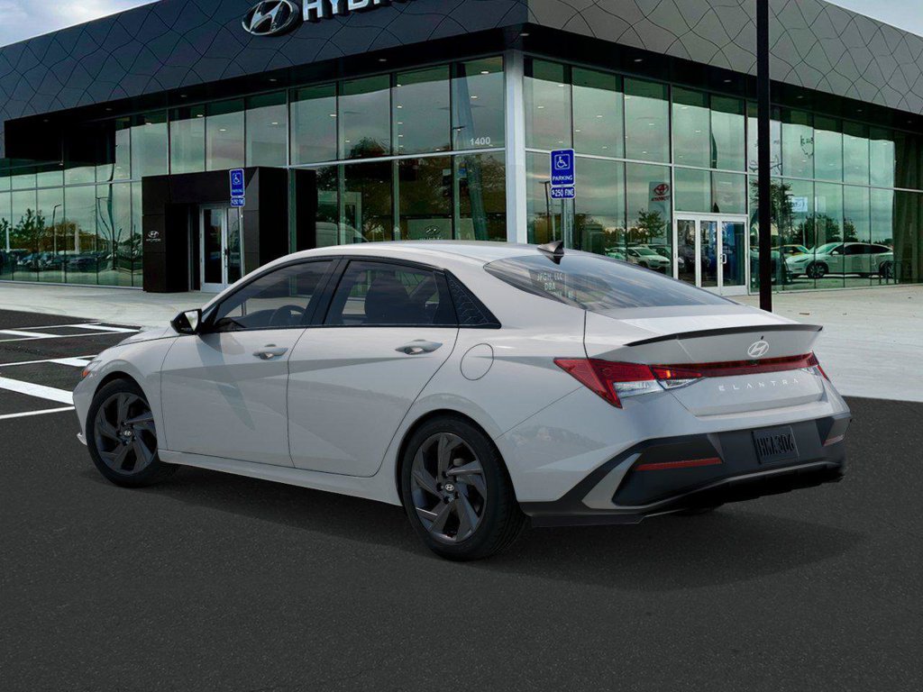 New 2026 Hyundai Elantra SEL Sport FWD image 5