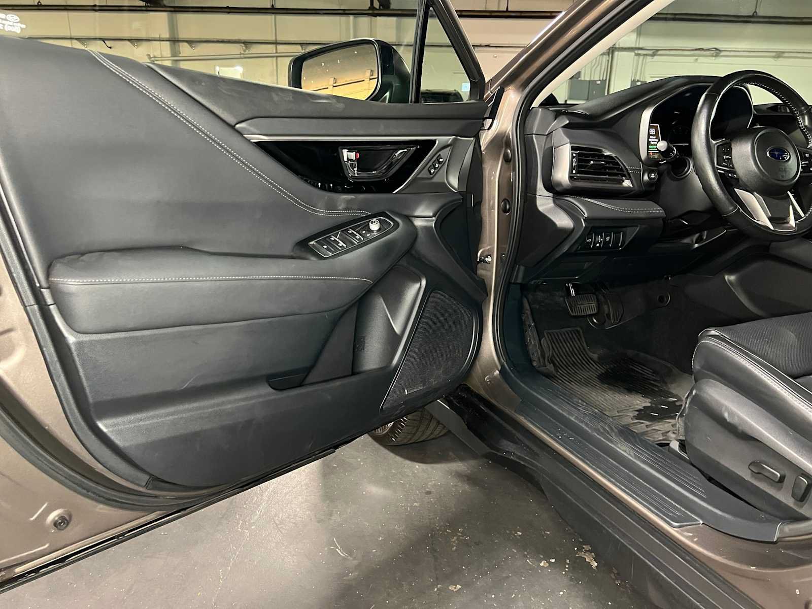 Used 2022 Subaru Outback Limited XT AWD/4WD image 21