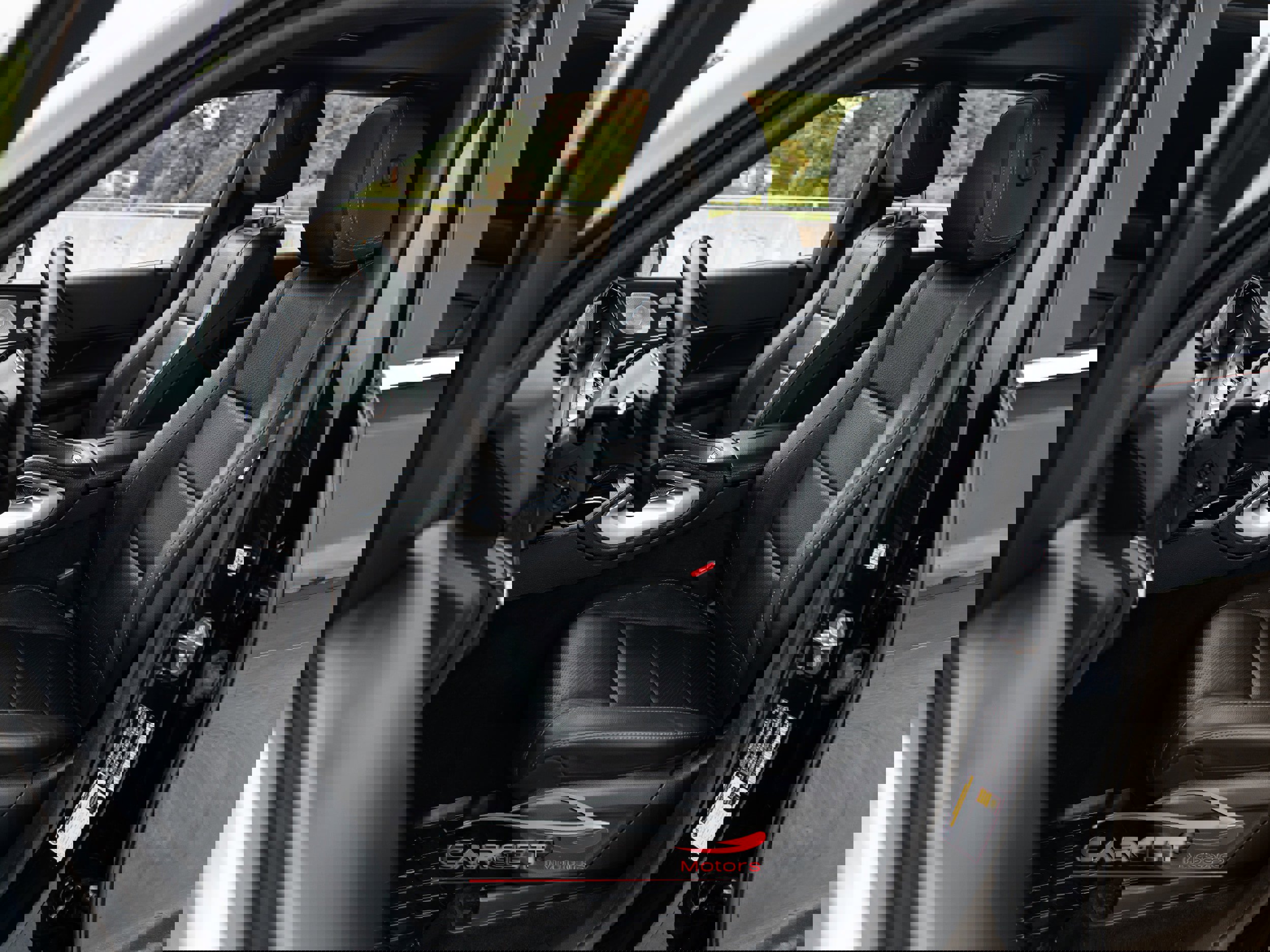 Used 2021 Mercedes-Benz GLE 350 4MATIC w/ Premium Package image 13