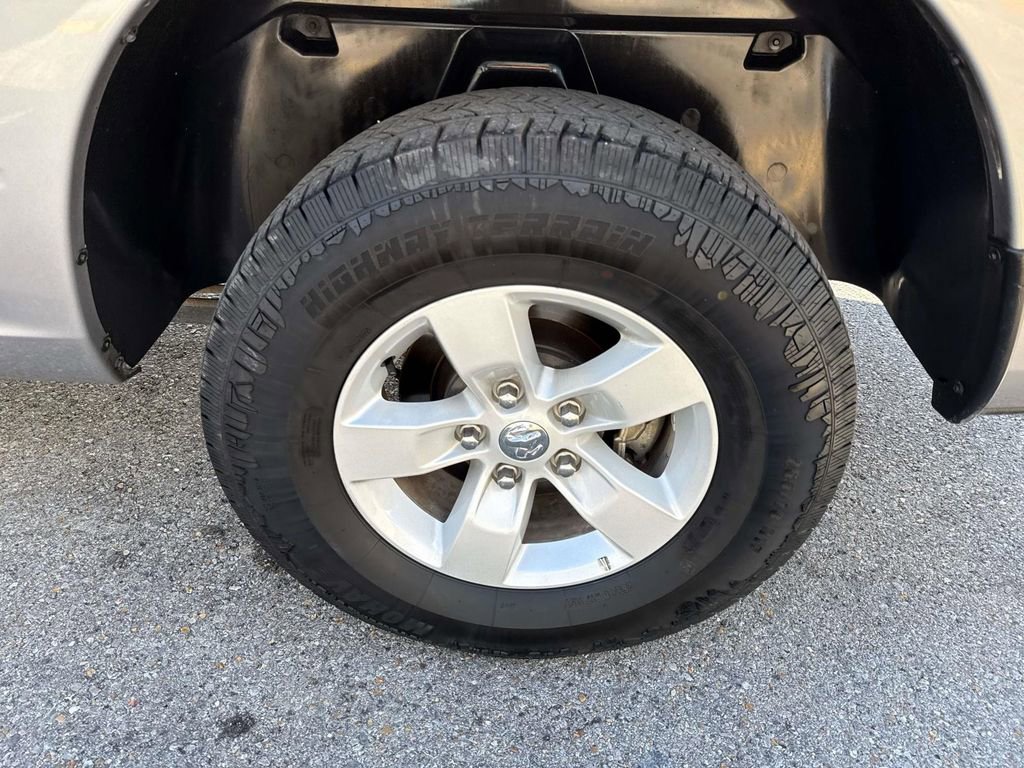 Used 2024 RAM 1500 Classic SLT image 4