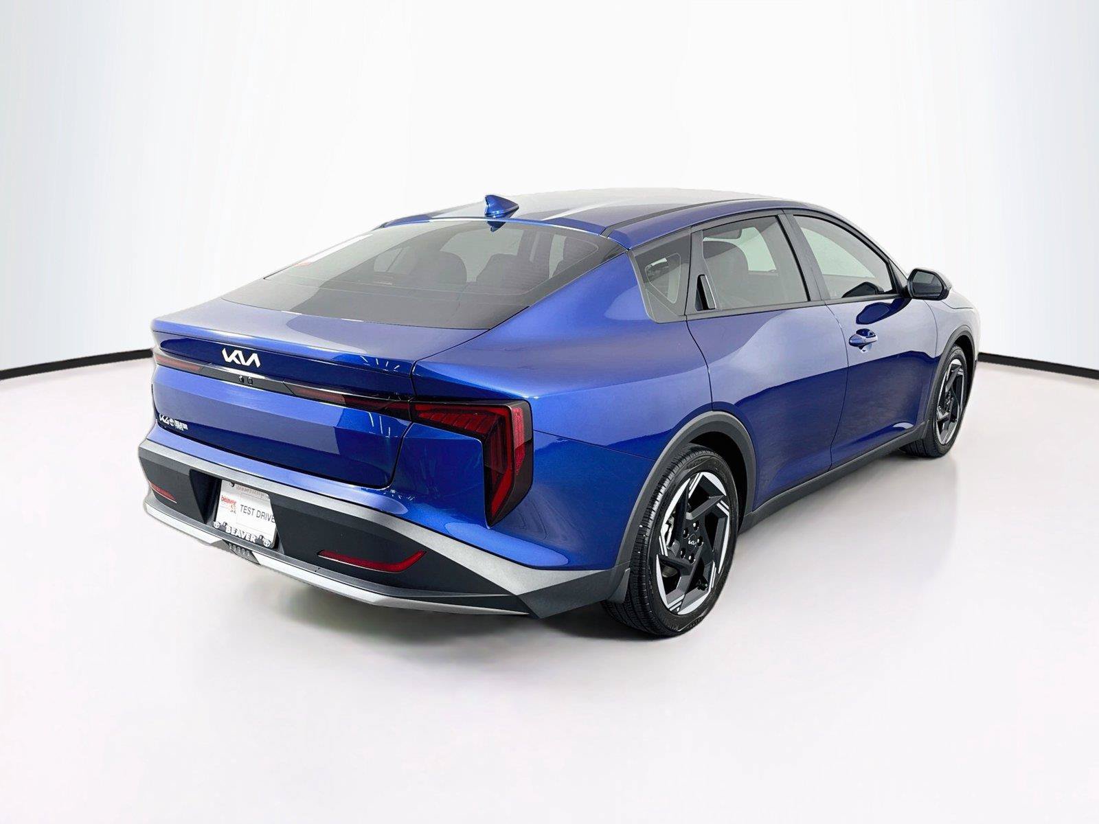 Used 2025 Kia K4 EX FWD image 2