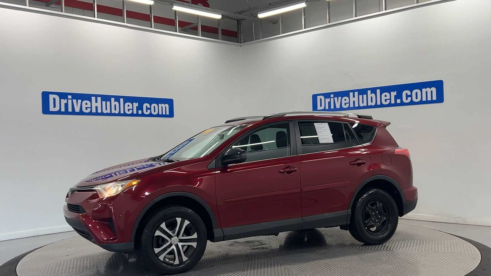 Used 2018 Toyota RAV4 LE w/ All Weather Liner Package FWD image 8