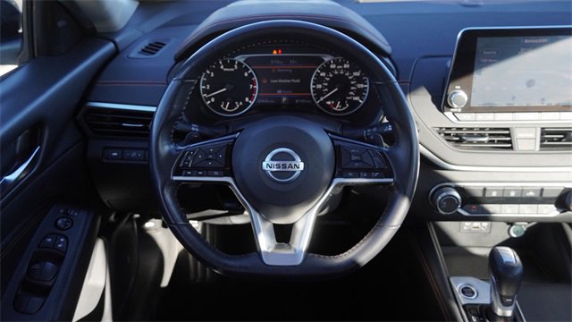 Used 2020 Nissan Altima 2.5 SR image 16