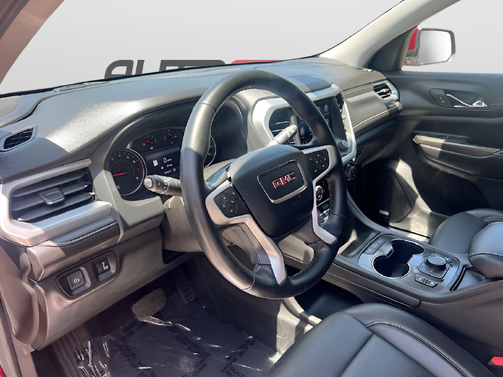 Used 2023 GMC Acadia SLT AWD/4WD image 9
