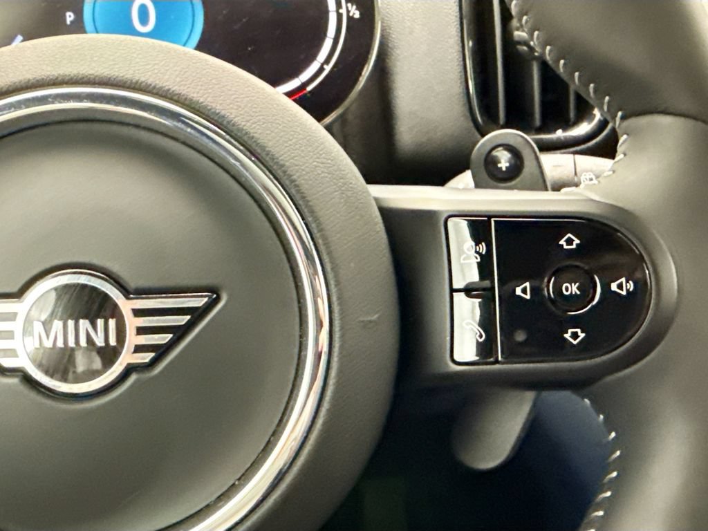 Used 2024 MINI Cooper Countryman S FWD image 16