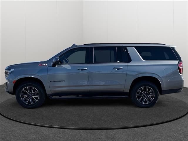 Used 2021 Chevrolet Suburban Z71 w/ Luxury Package image 2