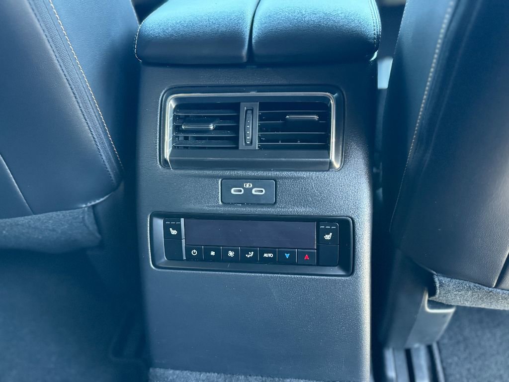 Used 2025 MAZDA CX-70 Plug-In Hybrid w/ Premium Plus image 33