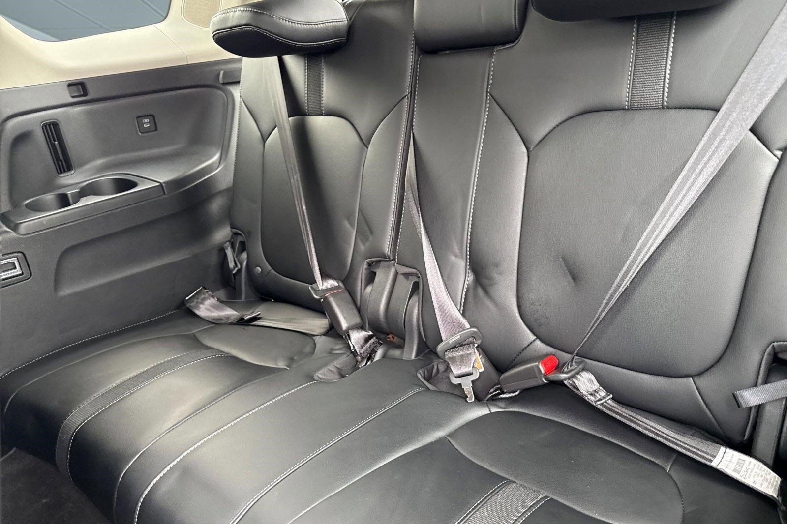 Certified 2024 Honda Pilot Touring image 33