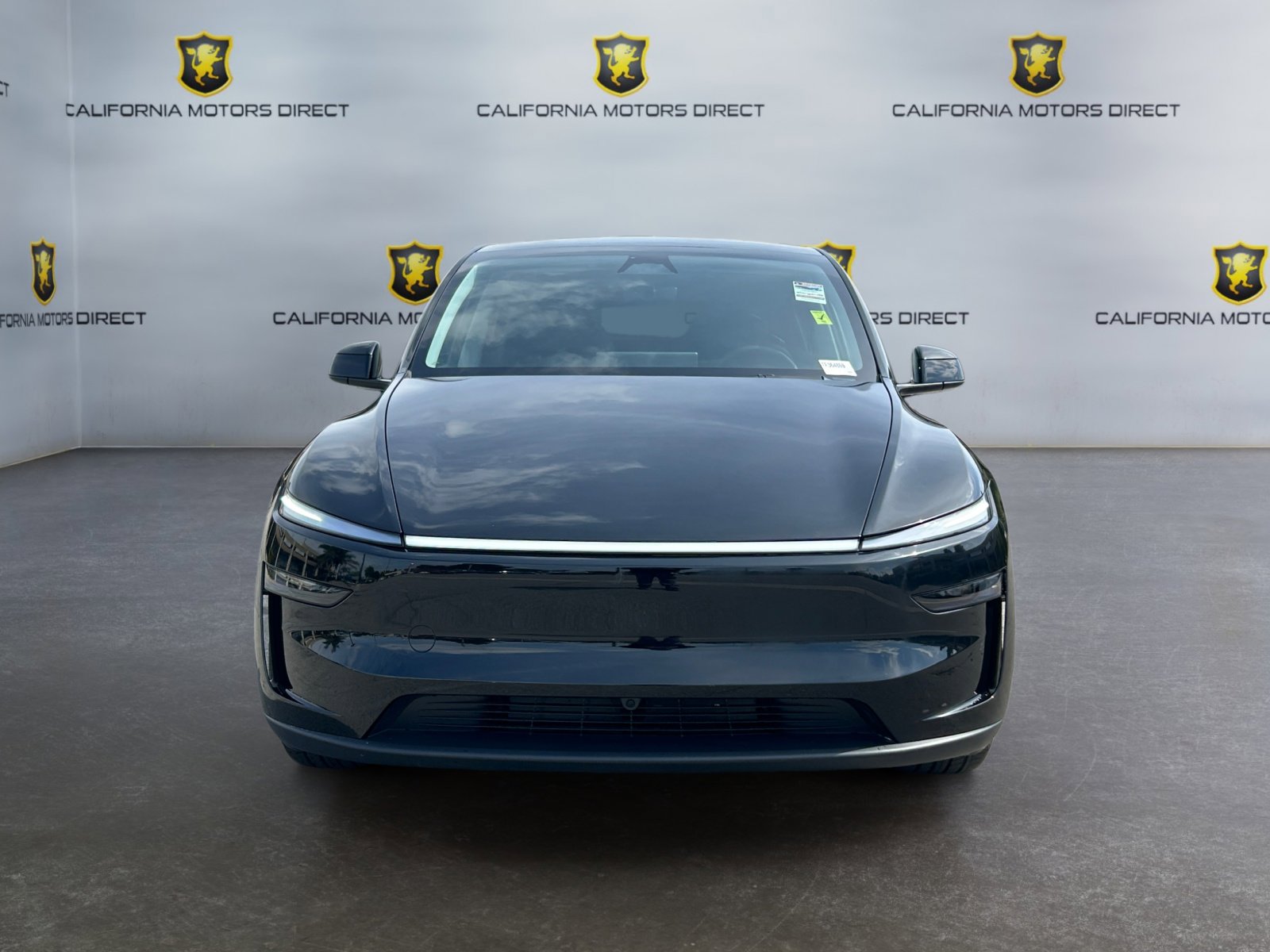 Used 2026 Tesla Model Y Long Range AWD/4WD image 2