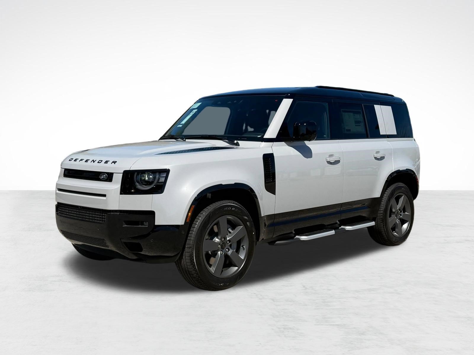 Used 2026 Land Rover Defender 110 X-Dynamic SE AWD/4WD image 1