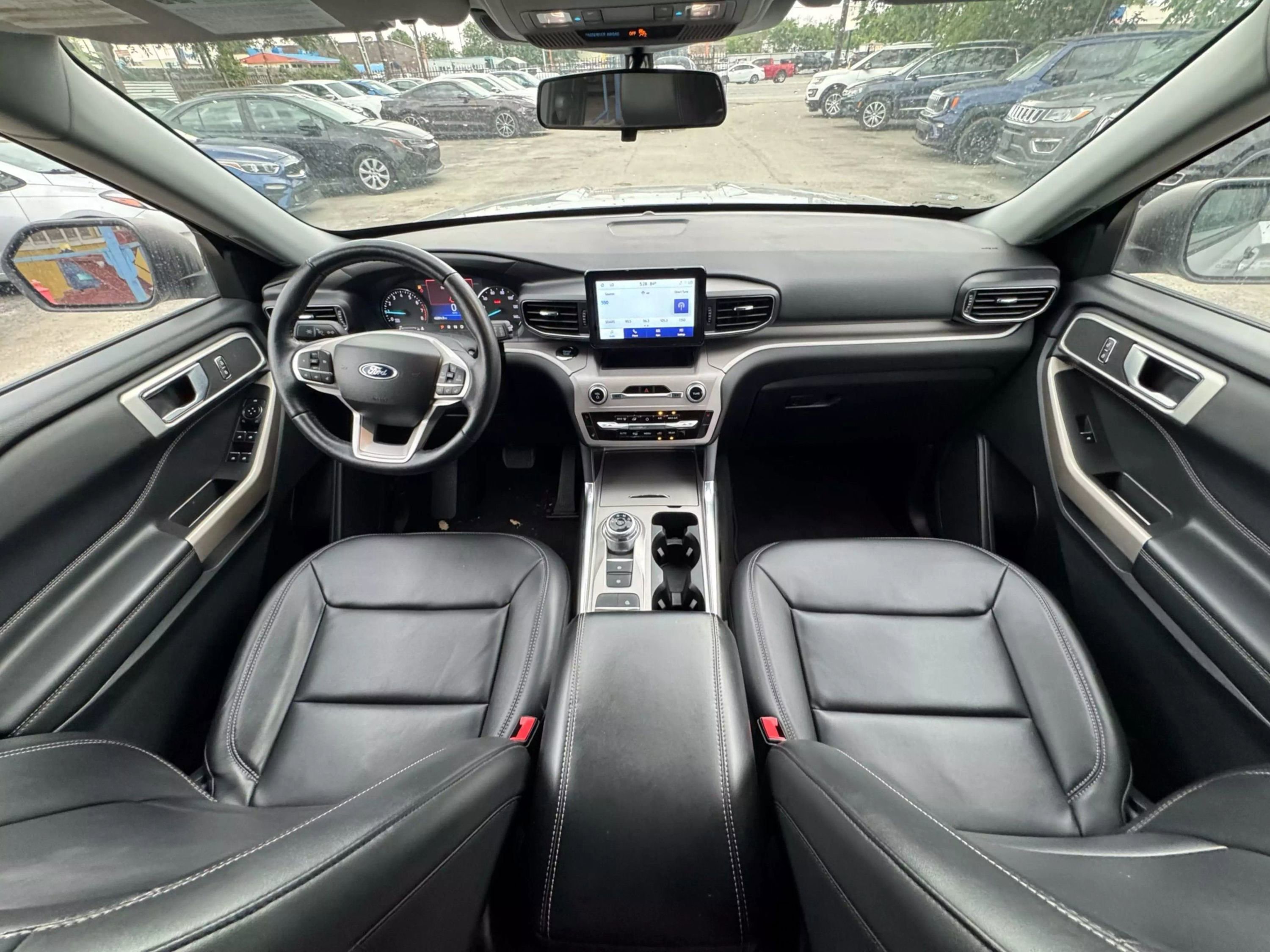 Used 2023 Ford Explorer XLT w/ Equipment Group 202A image 18