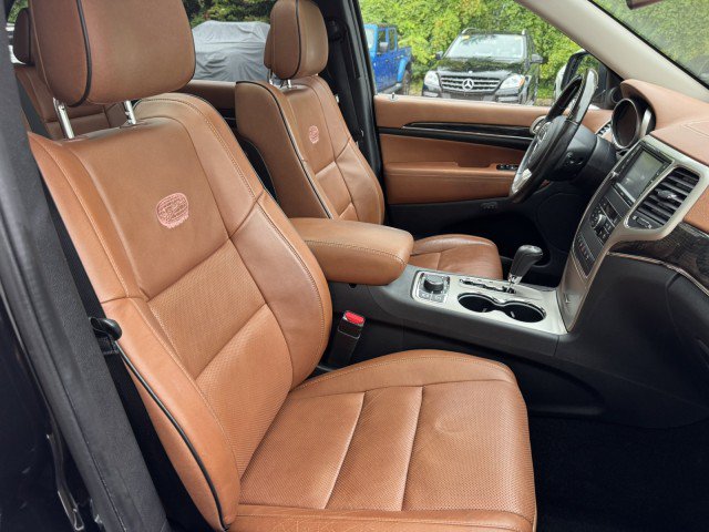 Used 2012 Jeep Grand Cherokee Overland Summit AWD/4WD image 34