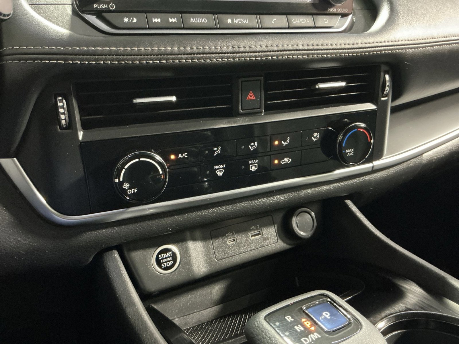 Used 2021 Nissan Rogue S image 28