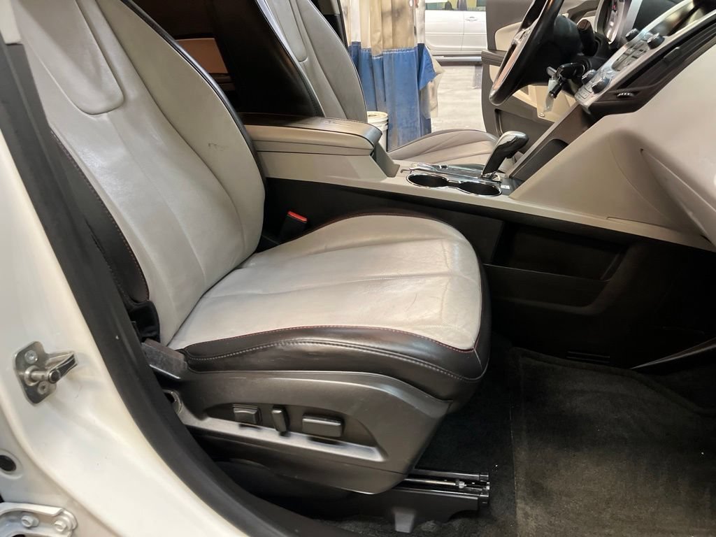 Used 2015 Chevrolet Equinox LT w/ Power Convenience Package FWD image 35