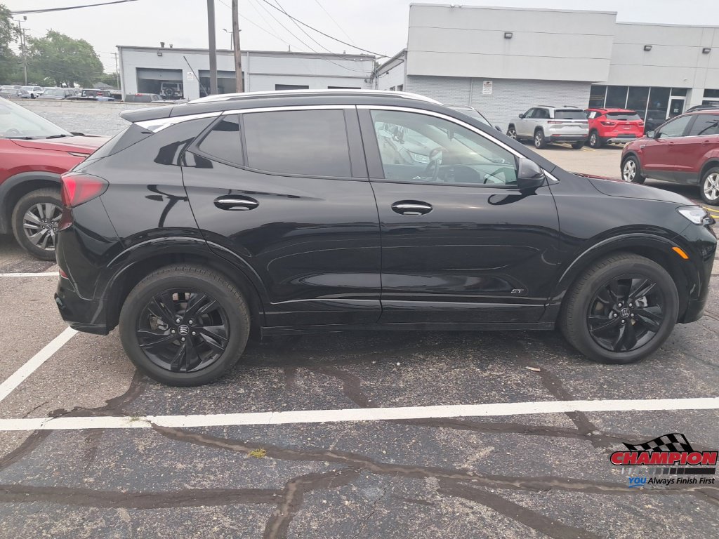 Used 2026 Buick Encore GX Sport Touring w/ Comfort Package FWD image 9