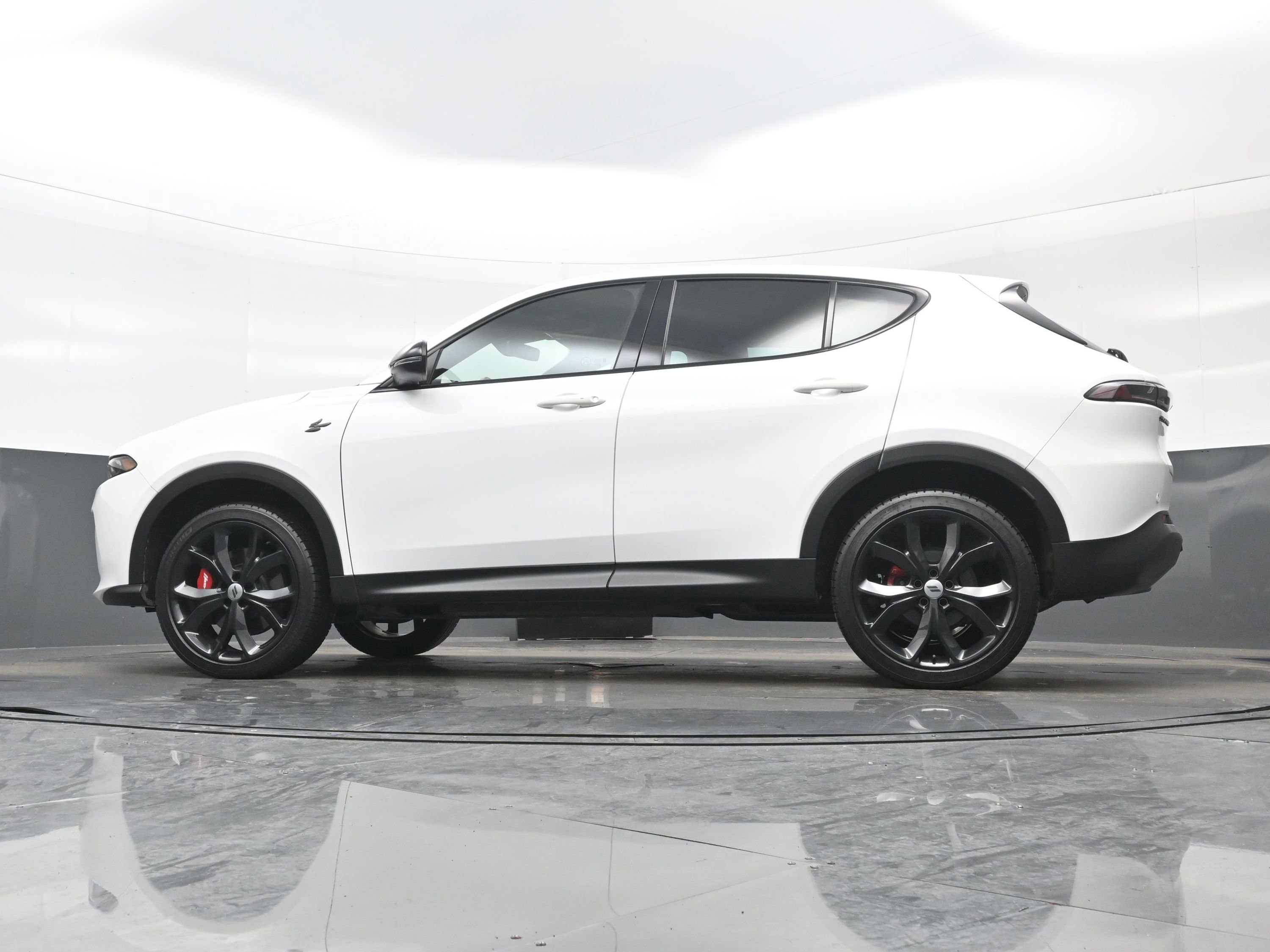 Used 2024 Dodge Hornet GT image 12