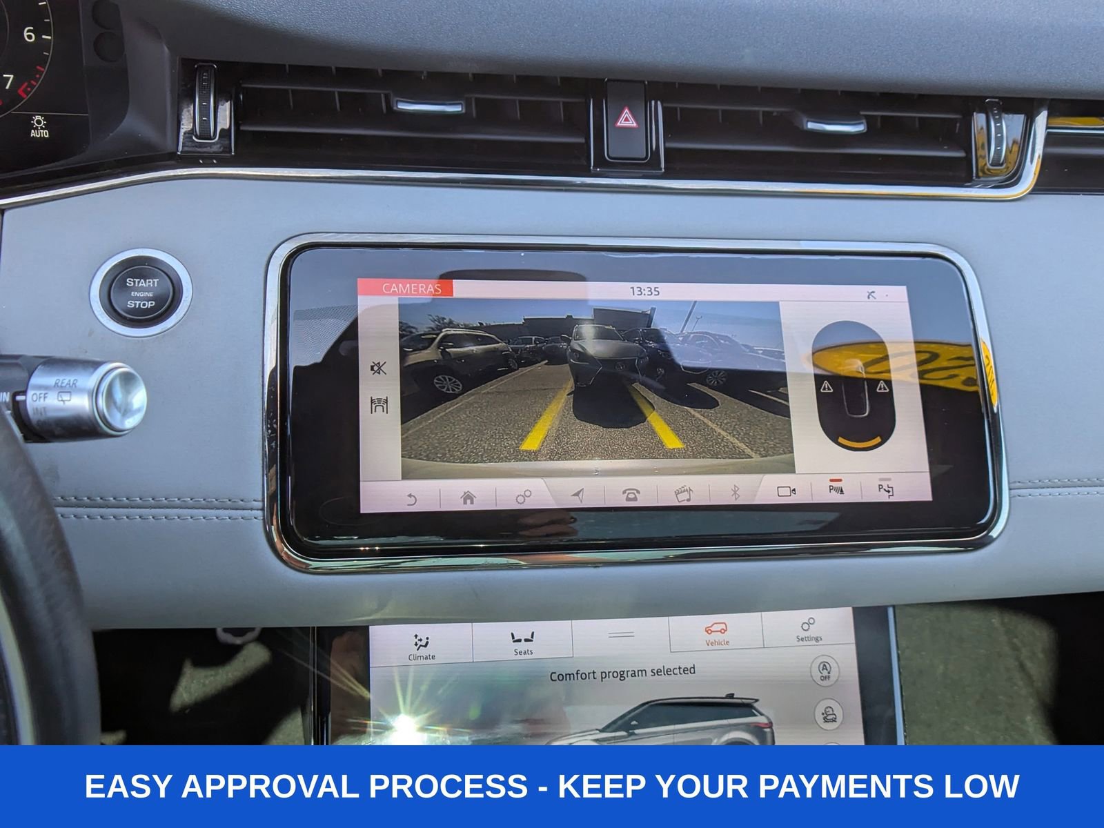 Used 2020 Land Rover Range Rover Evoque First Edition image 32