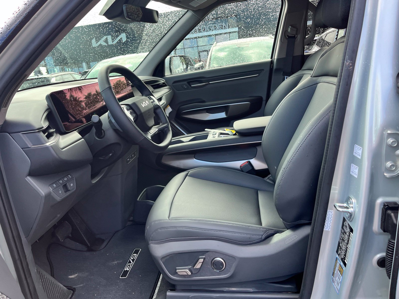 New 2026 Kia EV9 Light RWD image 15