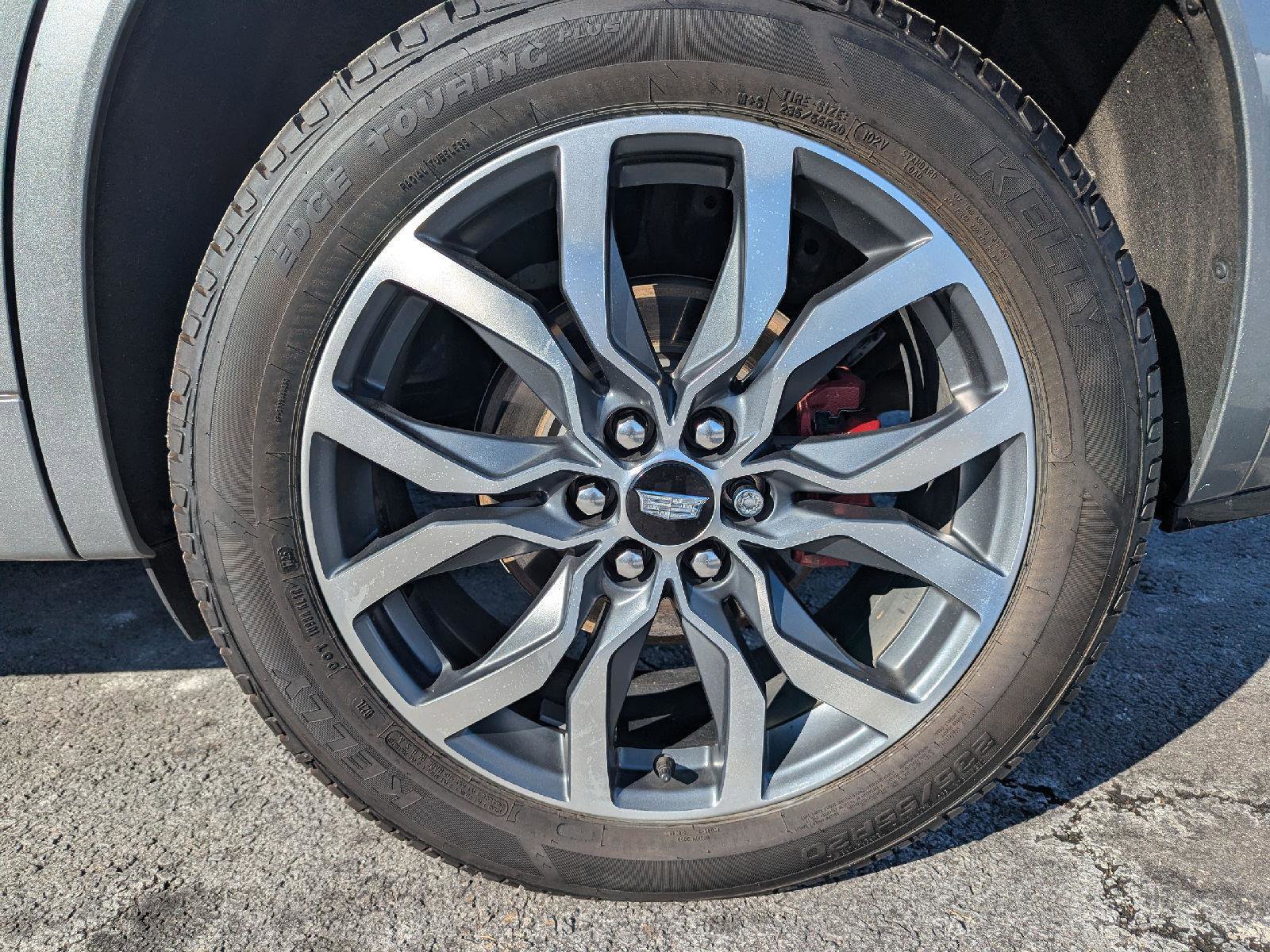 Used 2023 Cadillac XT6 Sport image 11