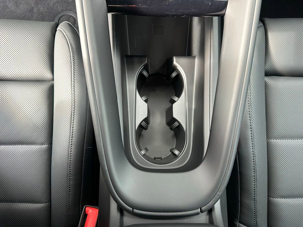 Used 2026 Porsche Macan Electric image 28