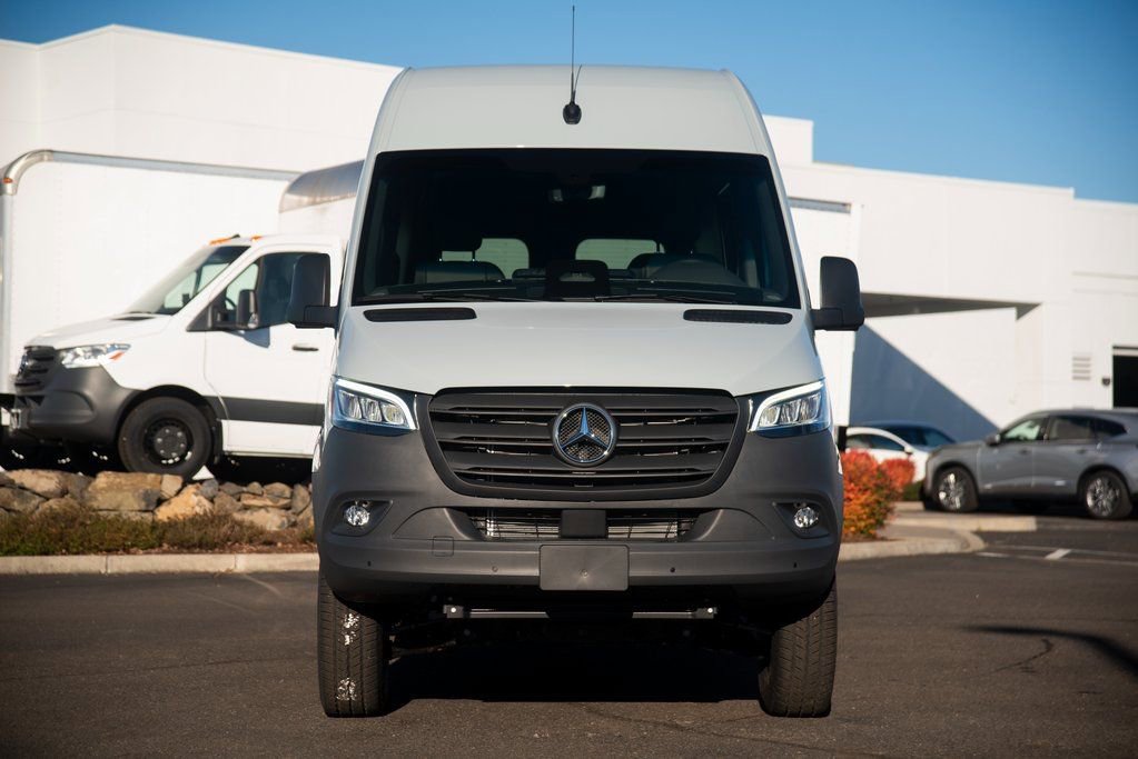 New 2025 Mercedes-Benz Sprinter 2500 image 2