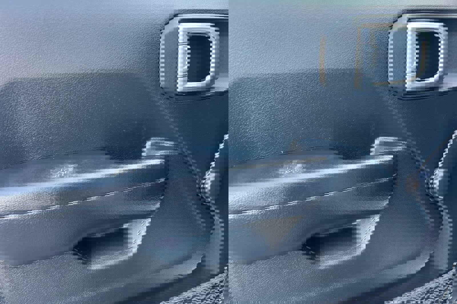 Used 2019 Jeep Wrangler Sport image 12