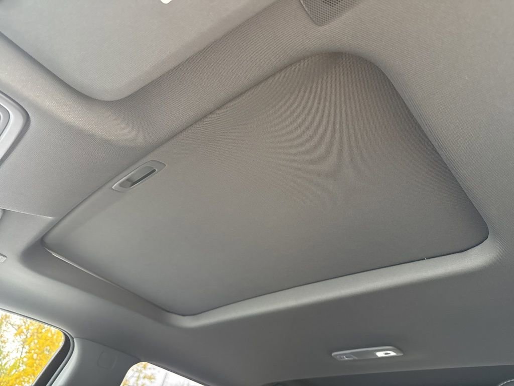 Used 2023 GMC Sierra 3500 Denali image 42