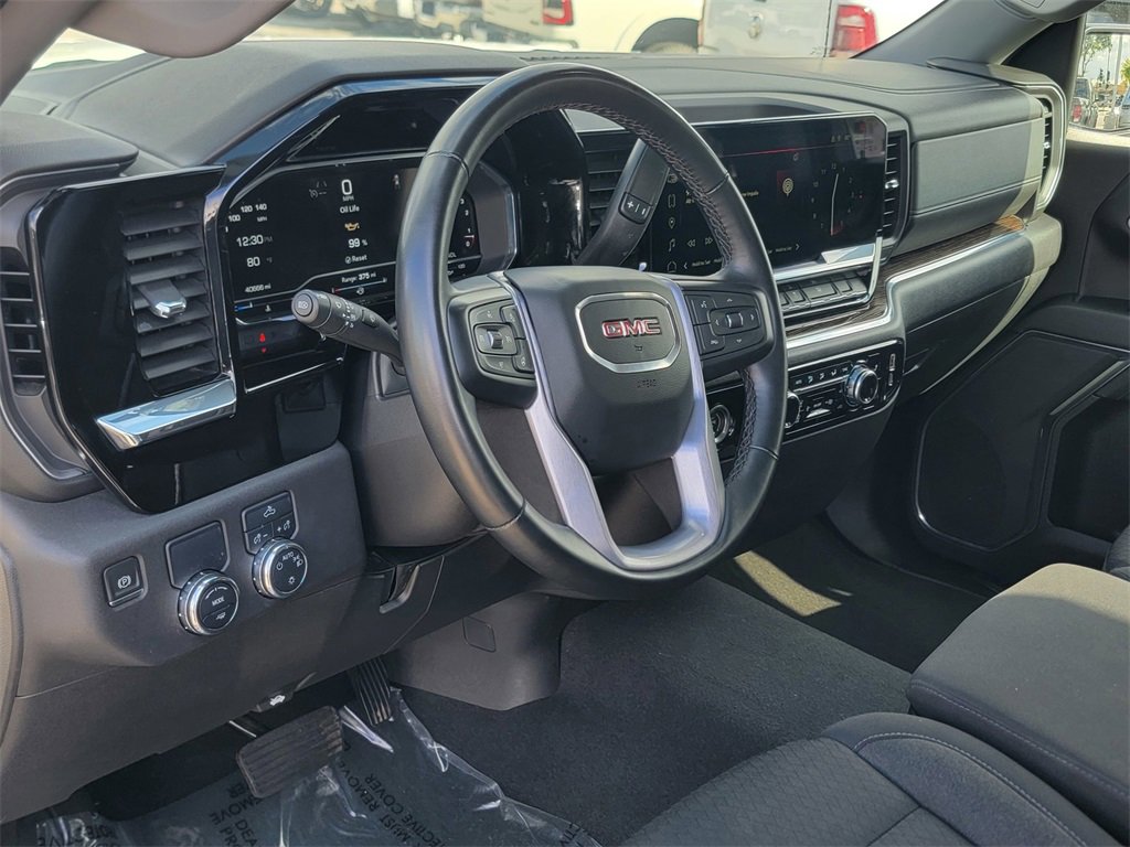 Used 2024 GMC Sierra 1500 SLE image 12