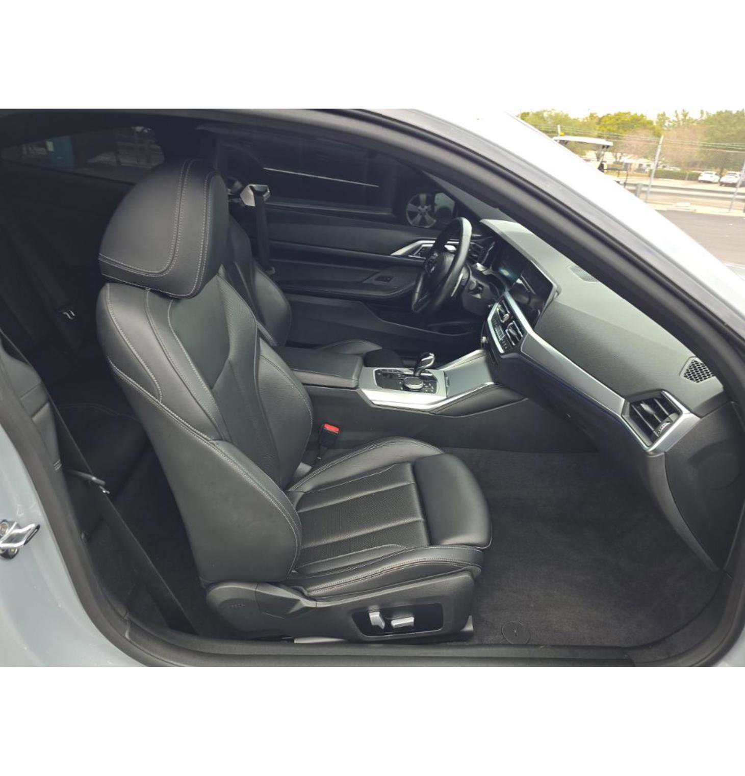 Used 2022 BMW M440i Coupe w/ Premium Package image 27