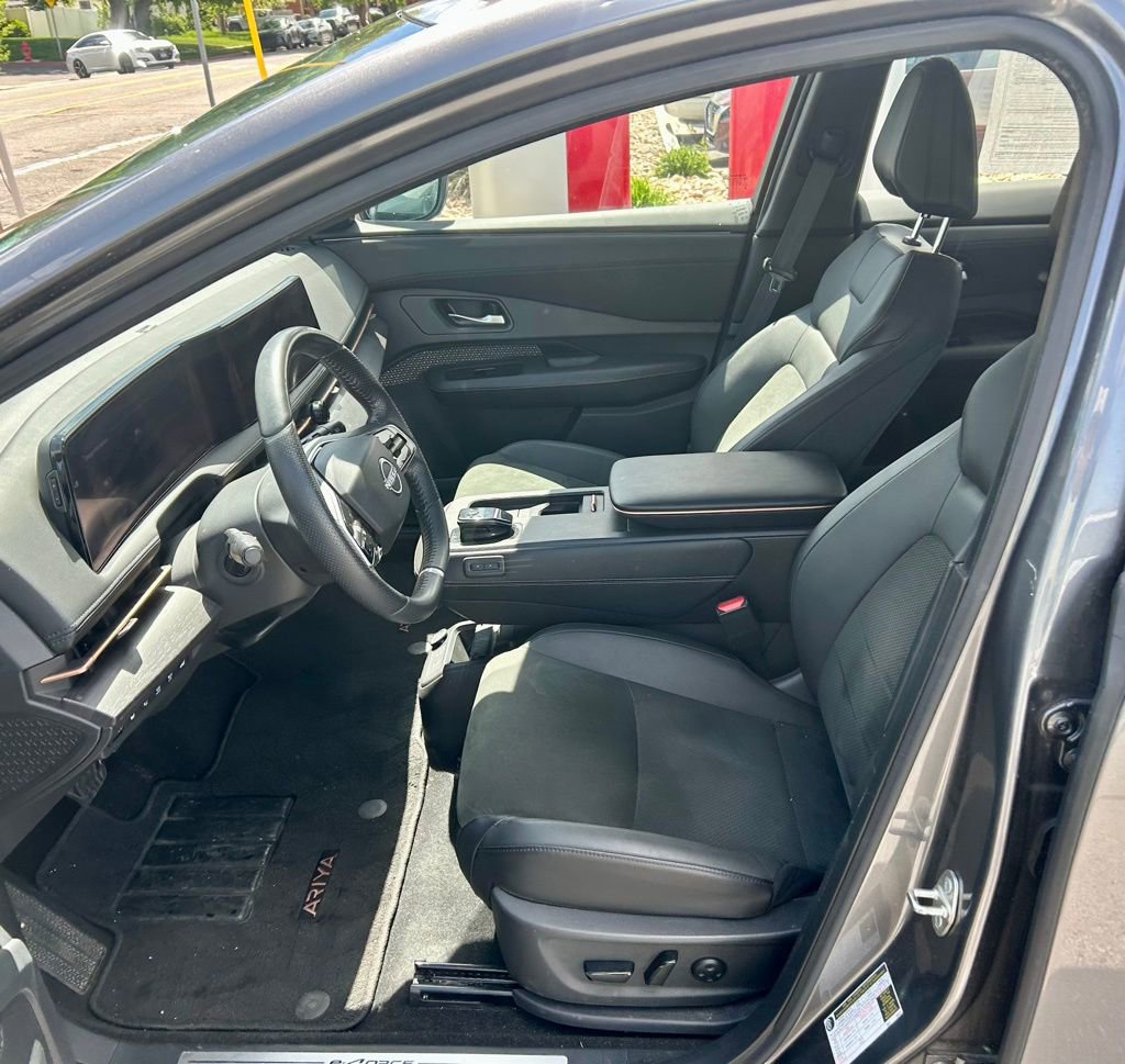 Used 2024 Nissan Ariya AWD image 7