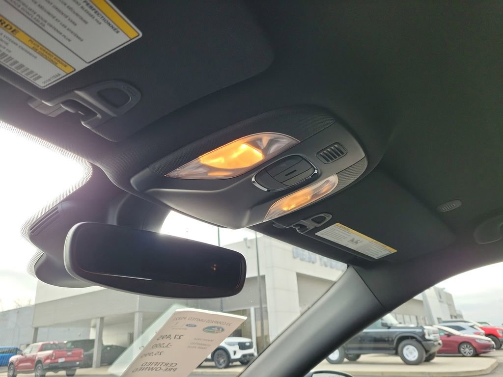 Used 2023 Jeep Compass Limited image 30