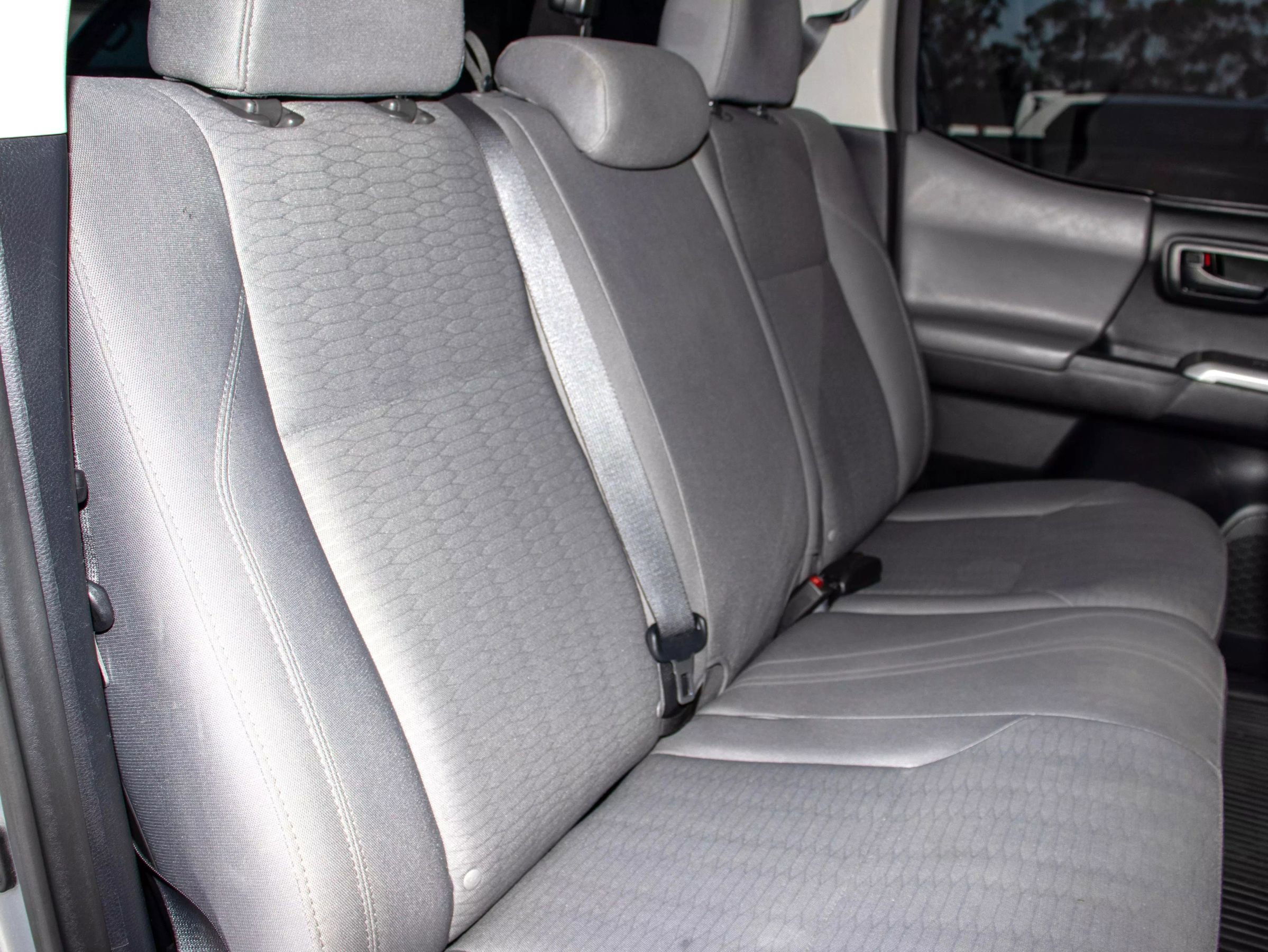 Used 2017 Toyota Tacoma SR5 image 12