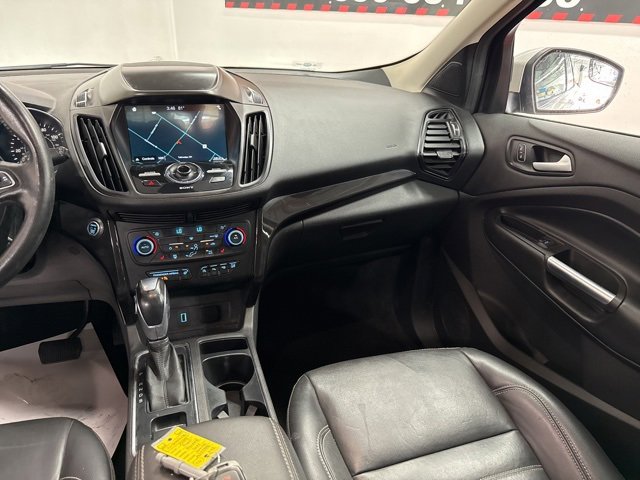 Used 2019 Ford Escape Titanium image 12