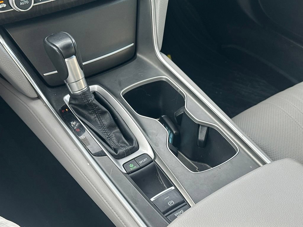 Used 2018 Honda Accord Touring image 26