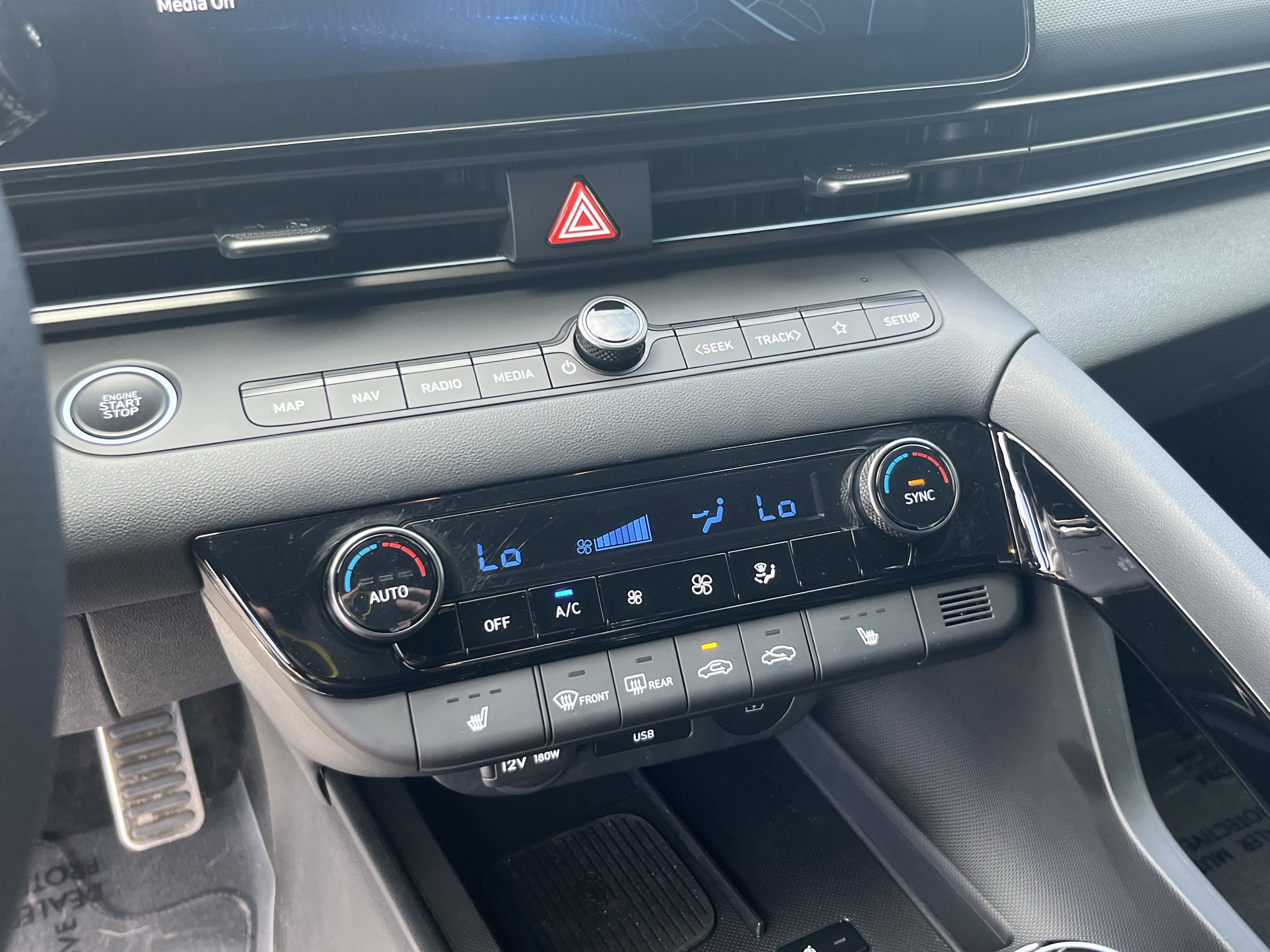 Certified 2025 Hyundai Elantra N image 18