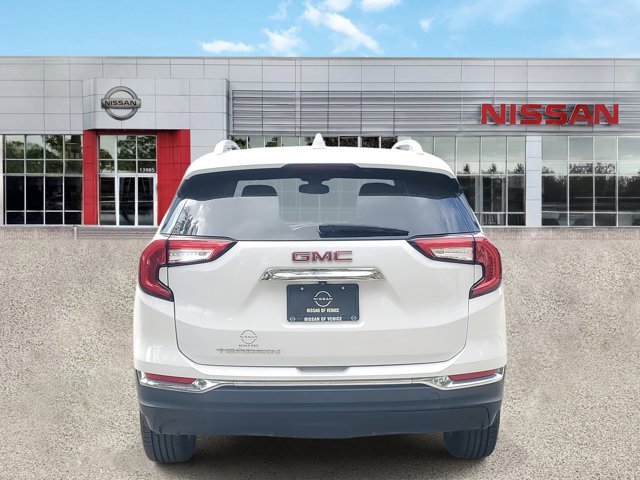 Used 2023 GMC Terrain SLT image 5