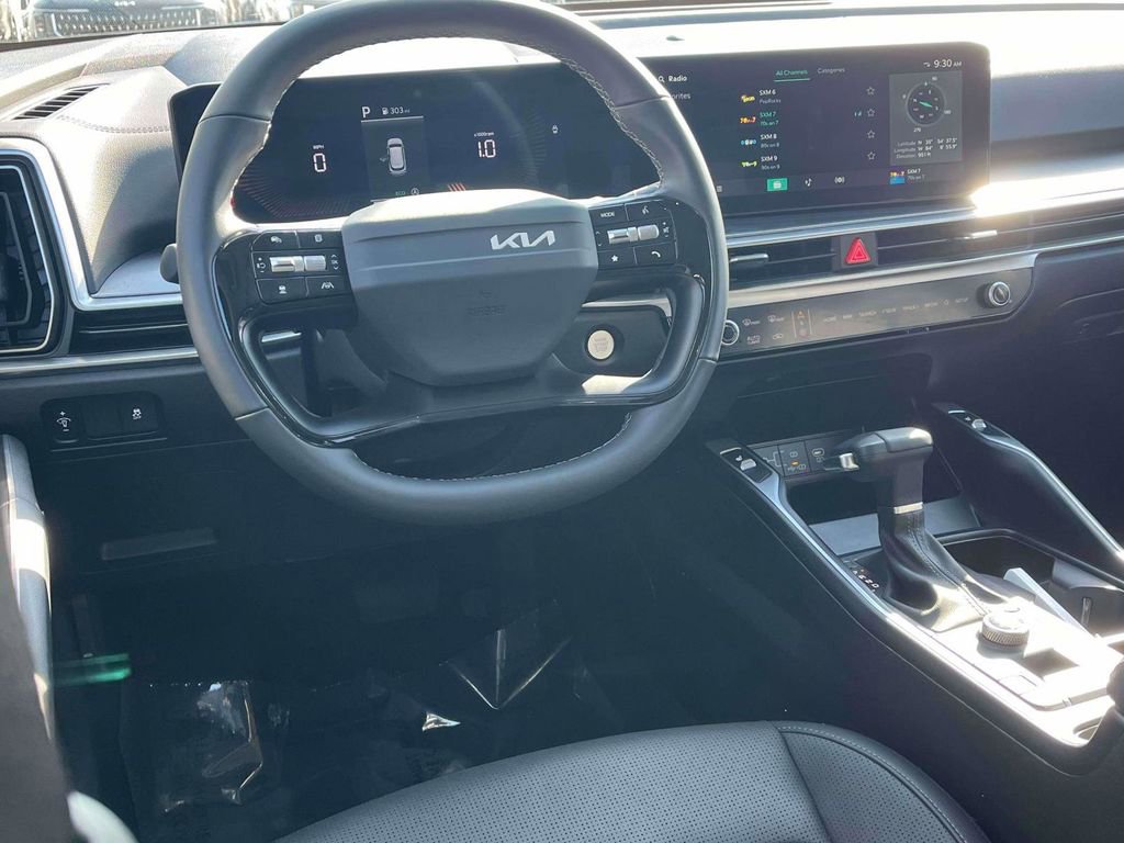 Used 2026 Kia Sorento S w/ S Panoramic Sunroof Package FWD image 2