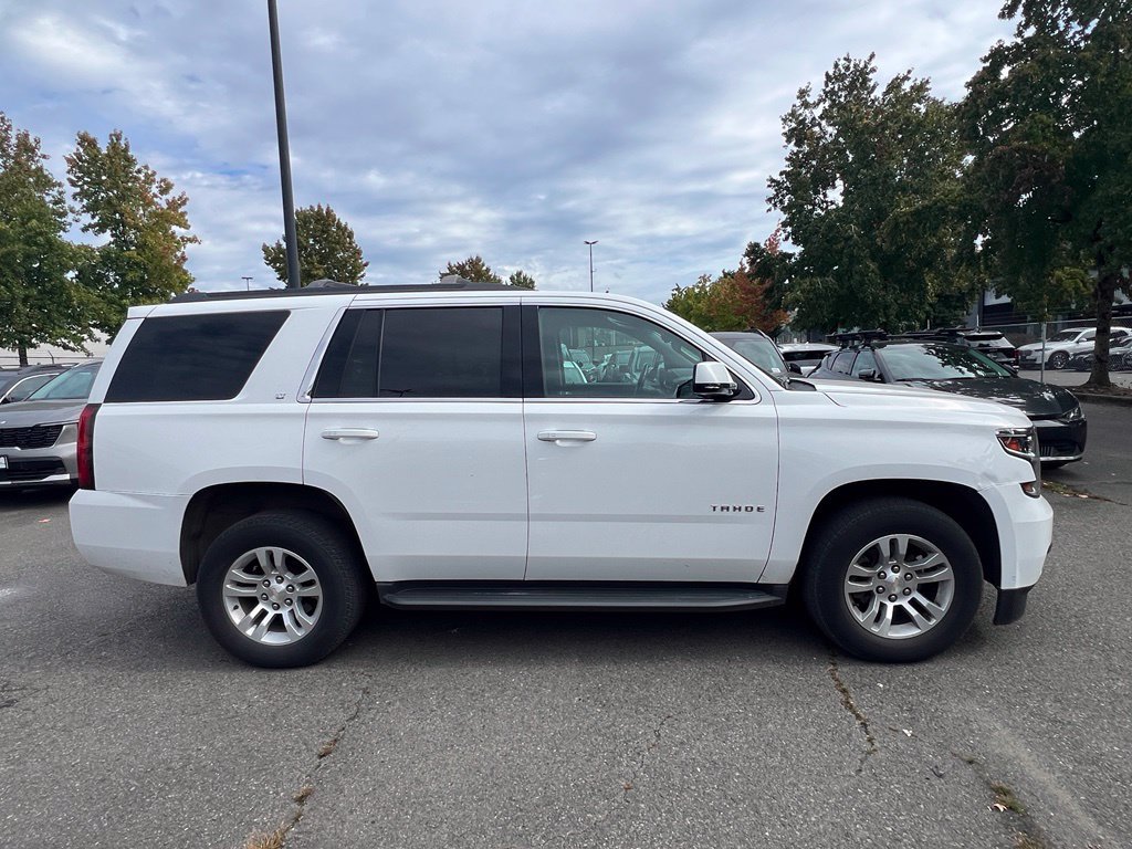 Used 2016 Chevrolet Tahoe LT w/ Luxury Package AWD/4WD image 6