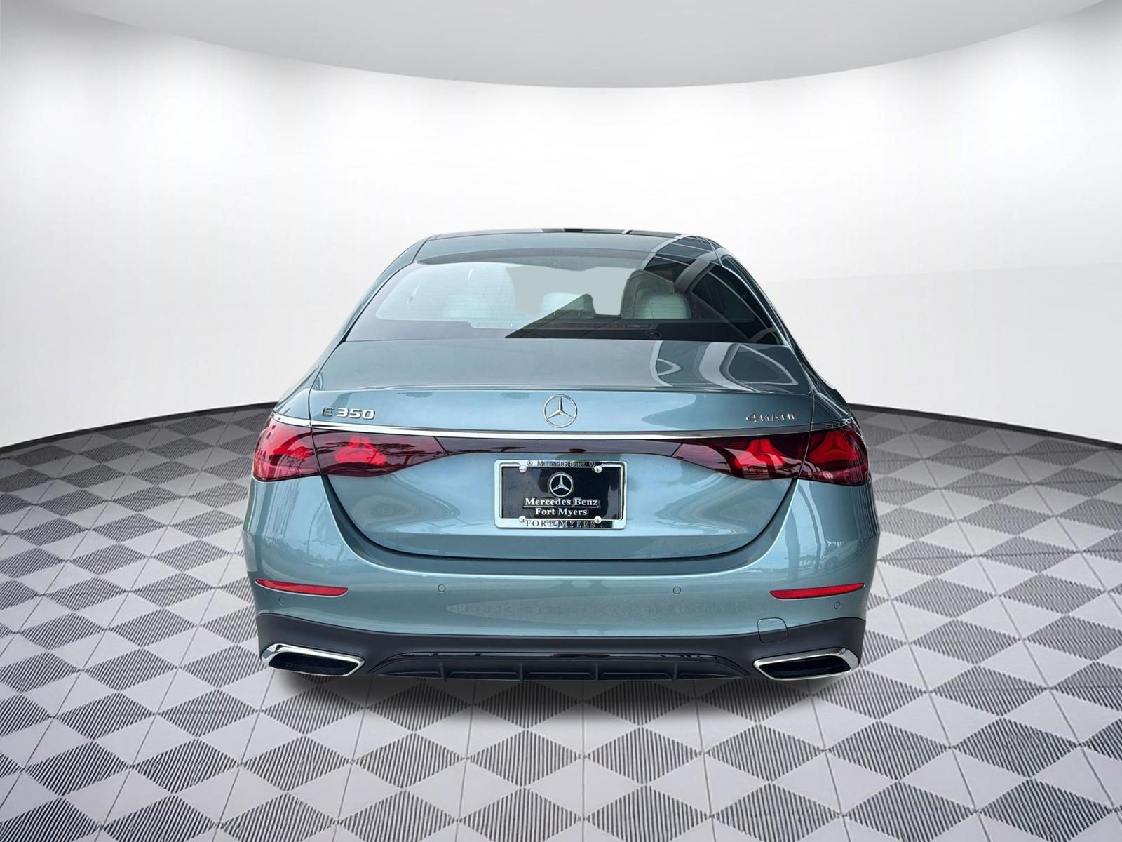 New 2026 Mercedes-Benz E 350 4MATIC Sedan image 10