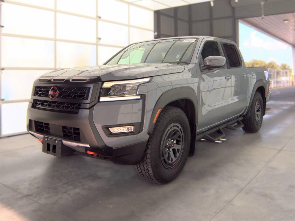 Used 2025 Nissan Frontier Pro-X RWD image 14