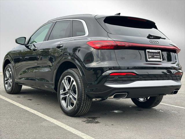 New 2025 Audi Q5 Premium image 3