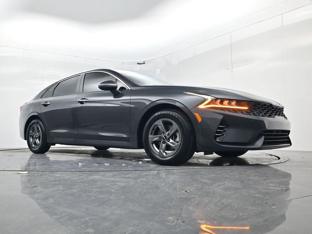 Used 2024 Kia K5 LXS image 40