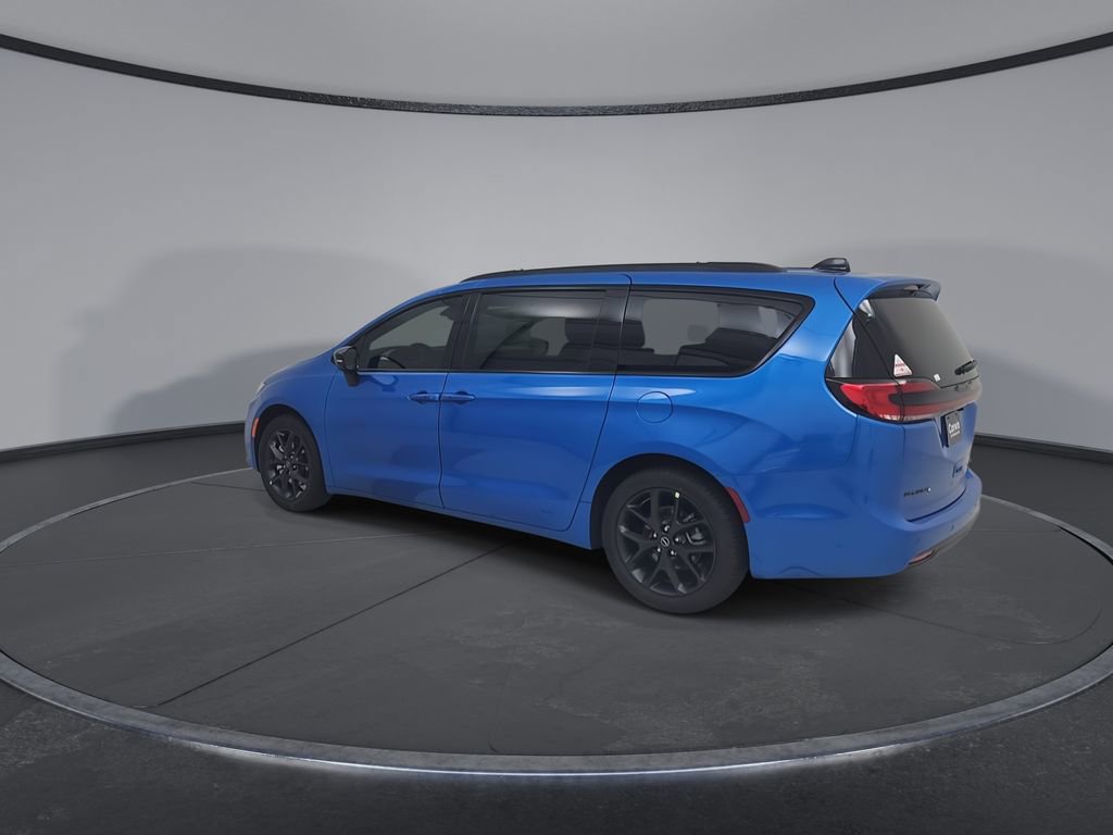 New 2026 Chrysler Pacifica Limited w/ S Appearance Package FWD image 10
