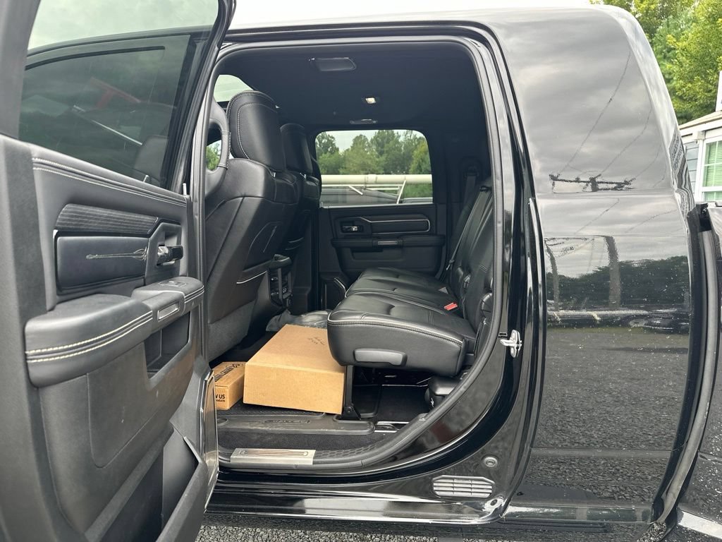 Used 2022 RAM 3500 Limited AWD/4WD image 42