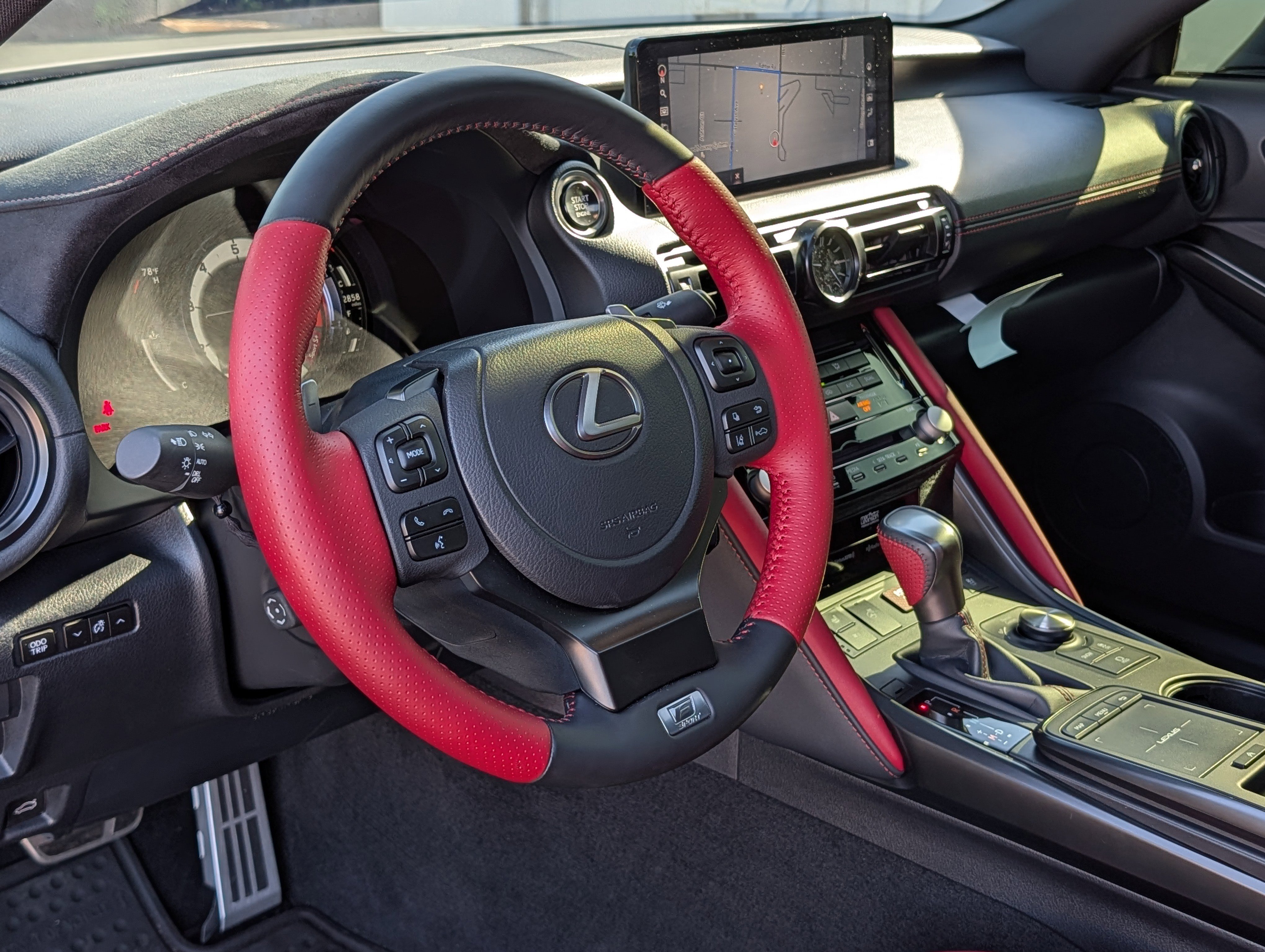 Used 2025 Lexus IS 500 w/ F-Sport Performance RWD image 22