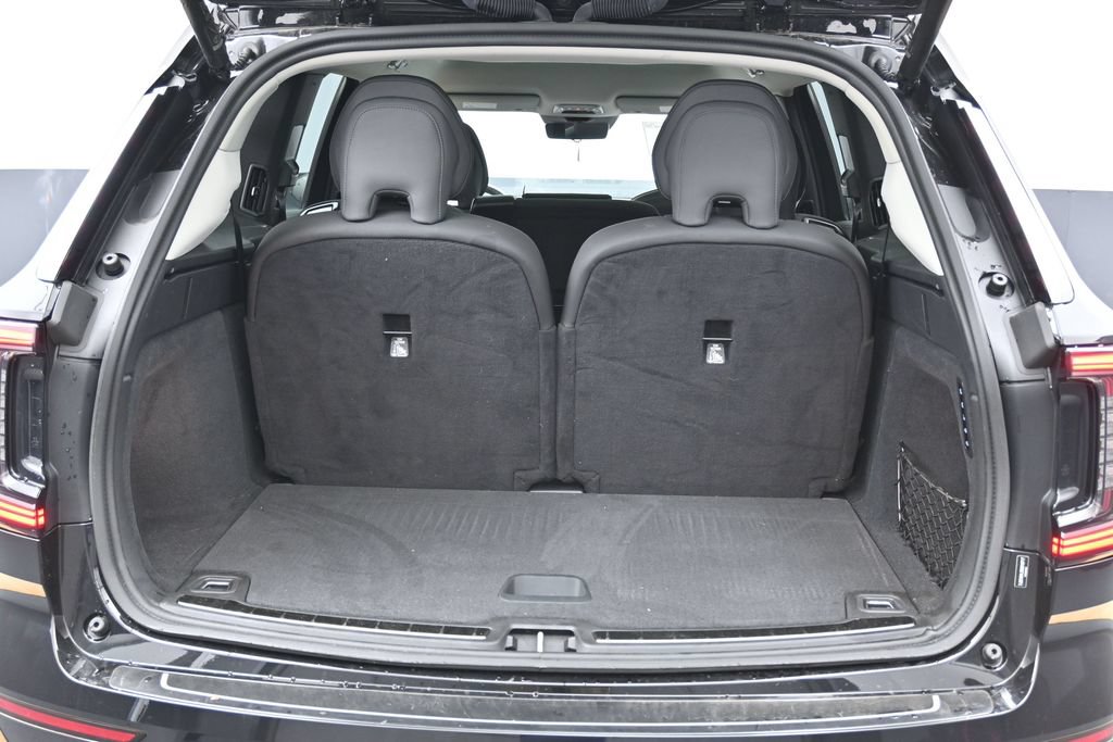 Used 2025 Volvo EX90 Ultra w/ Protection Package Premier AWD/4WD image 17